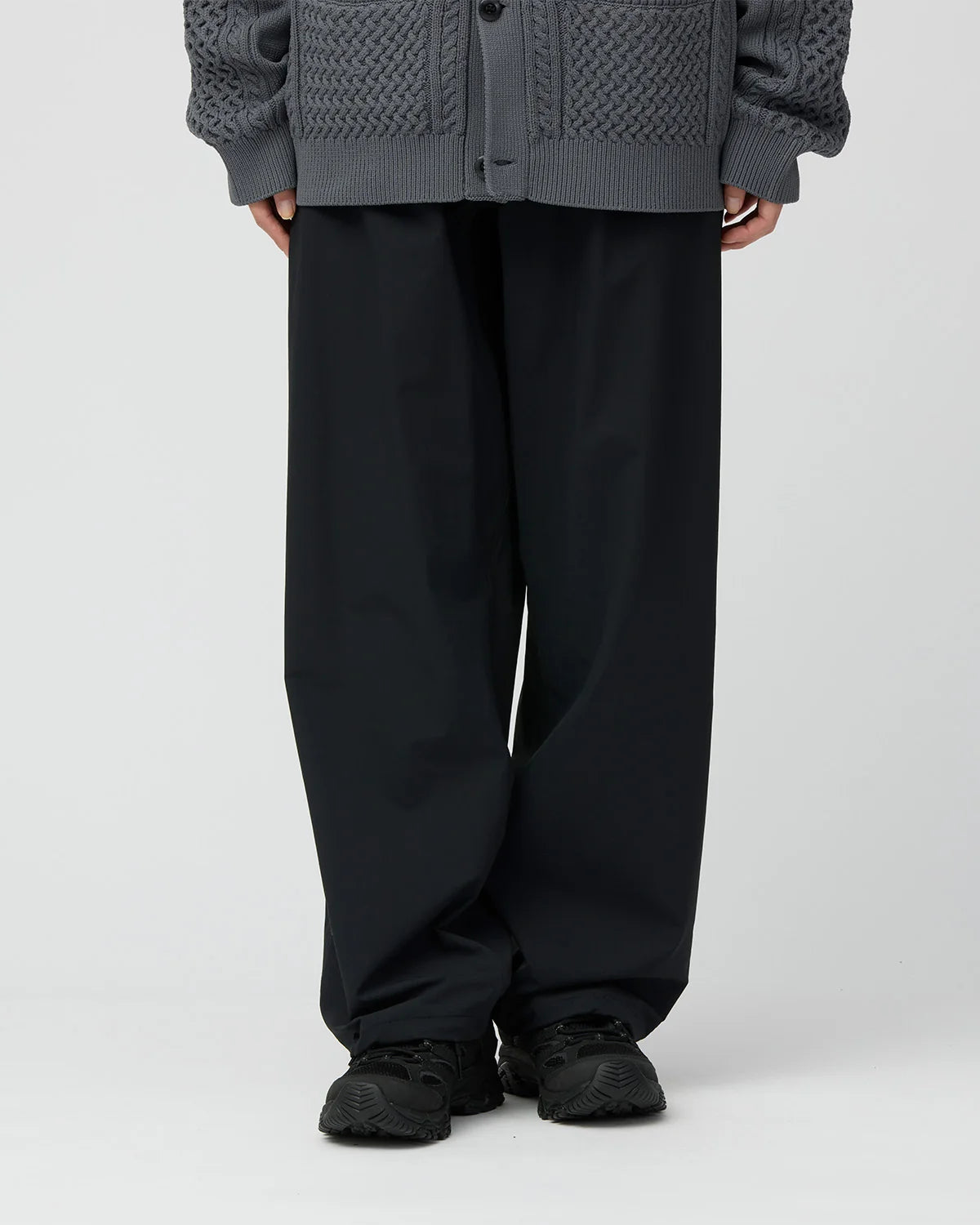 Water-Repellent Stretch Relaxed Pants